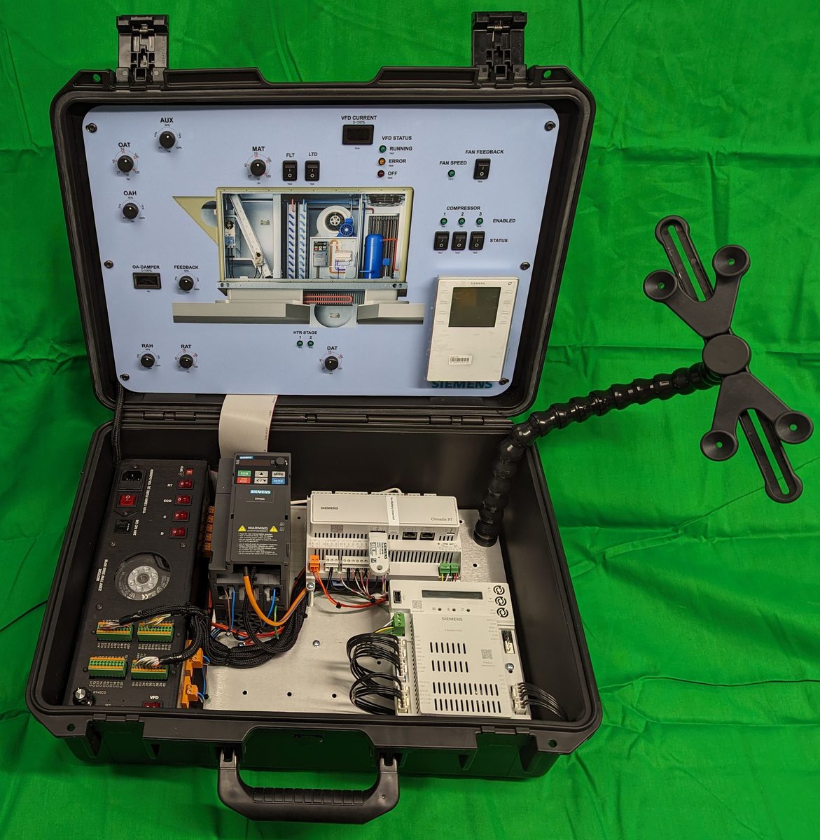 CCI-0125 Climatix RTU lift-top suitcase simulator